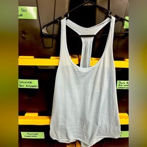 Lululemon size 8 light blue tank top
